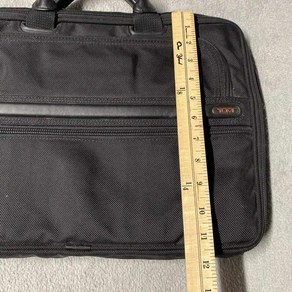 Tumi‎ Laptop Bag Briefcase Black Woven Nylon Padded 15